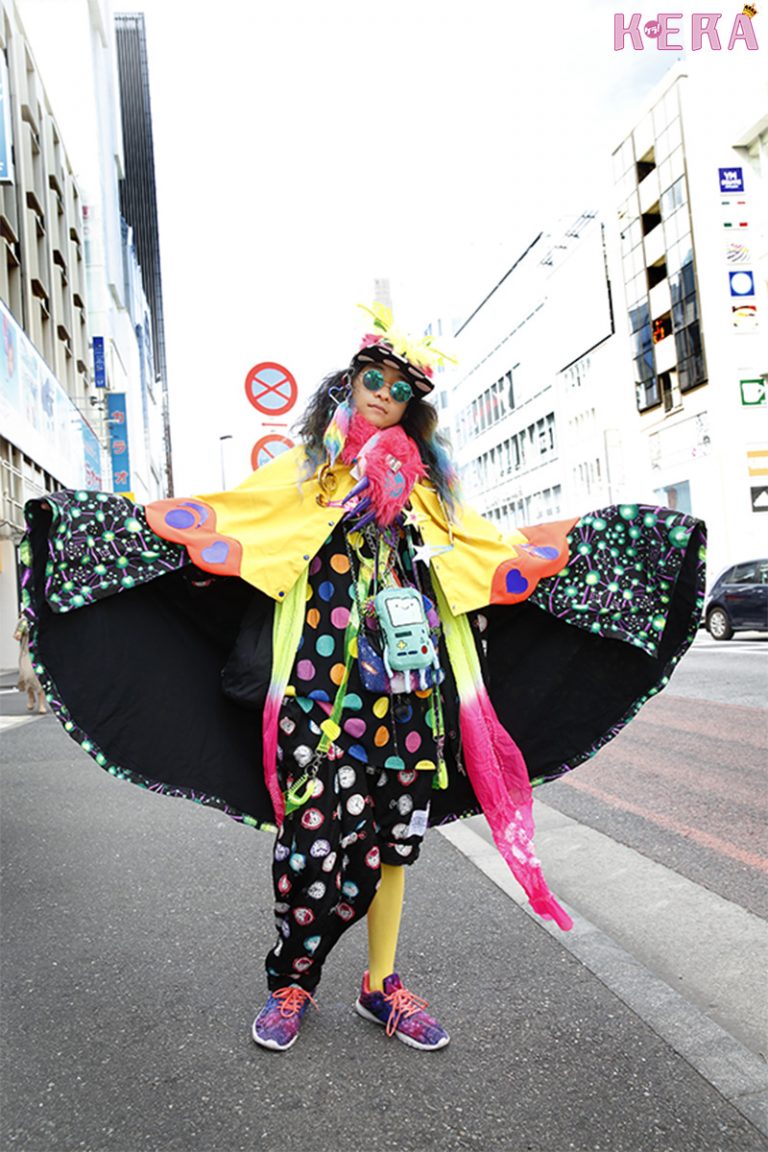 HARAJUKU STREET SNAP 176 蛾をイメージしたカラフルなデコラ×サイバーファッション KERA STYLE [ケラ！スタイル]