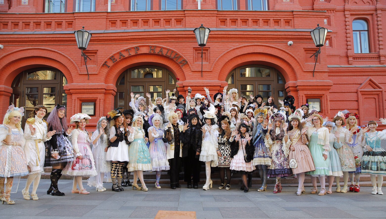 今年のゲストはTriple*fortune！　ロシア・モスクワのゴシック＆ロリータちゃんたちが集結する「Gothic&Lolita festival」レポート♥
