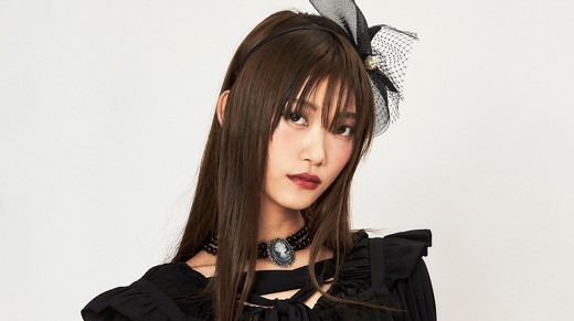 カラーを楽しむ秋冬Gothic＆Lolitaファッション♡　【MIHO MATSUDA】ブラックを楽しむエレガントゴシック♪