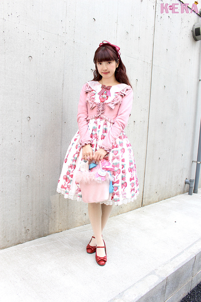 ケラ！モの私服スナップ☆　青木美沙子ちゃんのファッションテーマは「いちごとピンクの甘々コーデ」