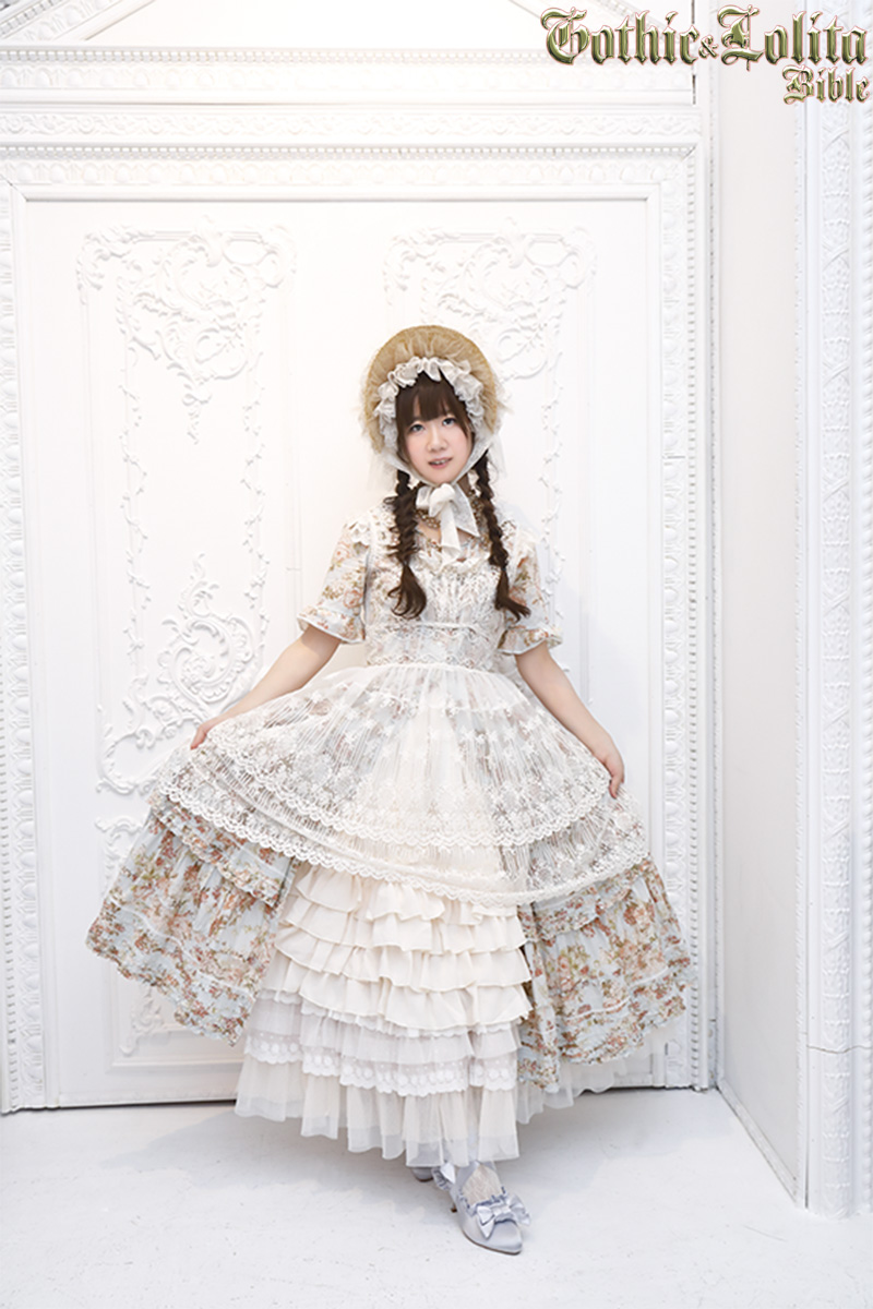 Gothic&Lolita SNAP 187 PINK HOUSEのワンピがボンネットやタブリエで